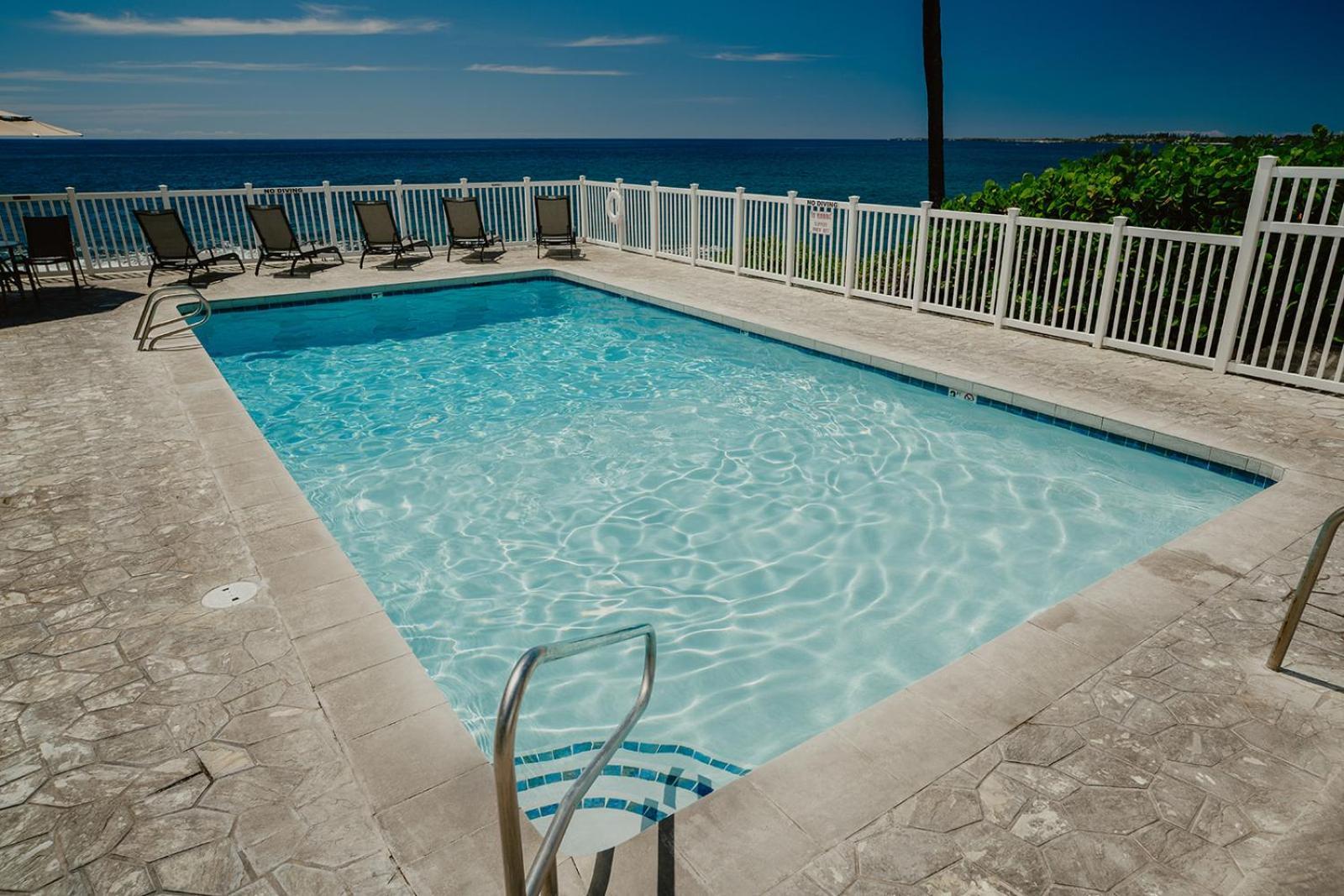 The Alani At Kona Shores Kailua-Kona Exterior photo